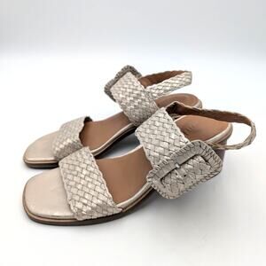 Gentle Souls Madylyn Slingback Sandal Women's Ice Metallic Size US7.5M EU38